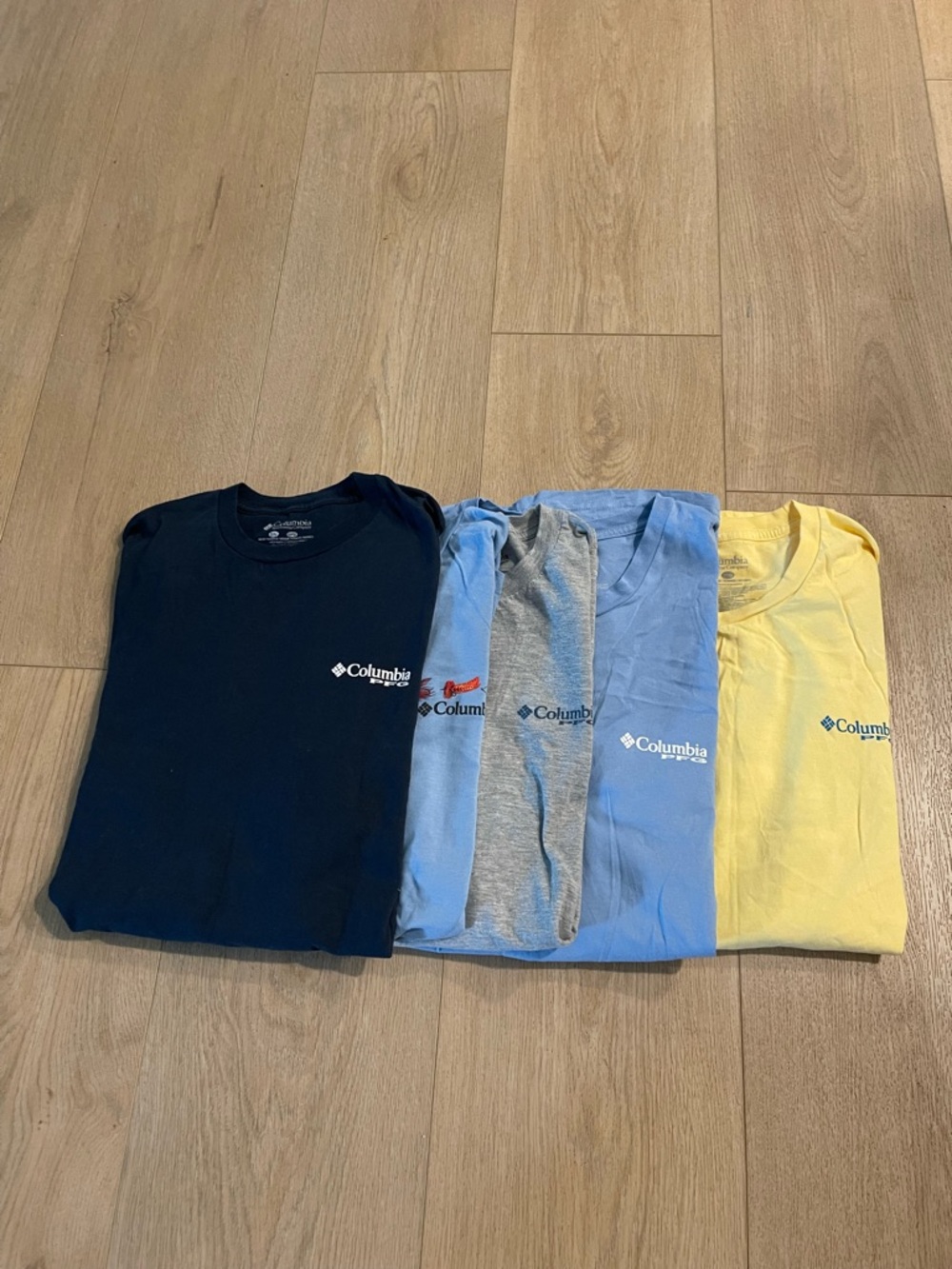 Columbia T-shirt Lot